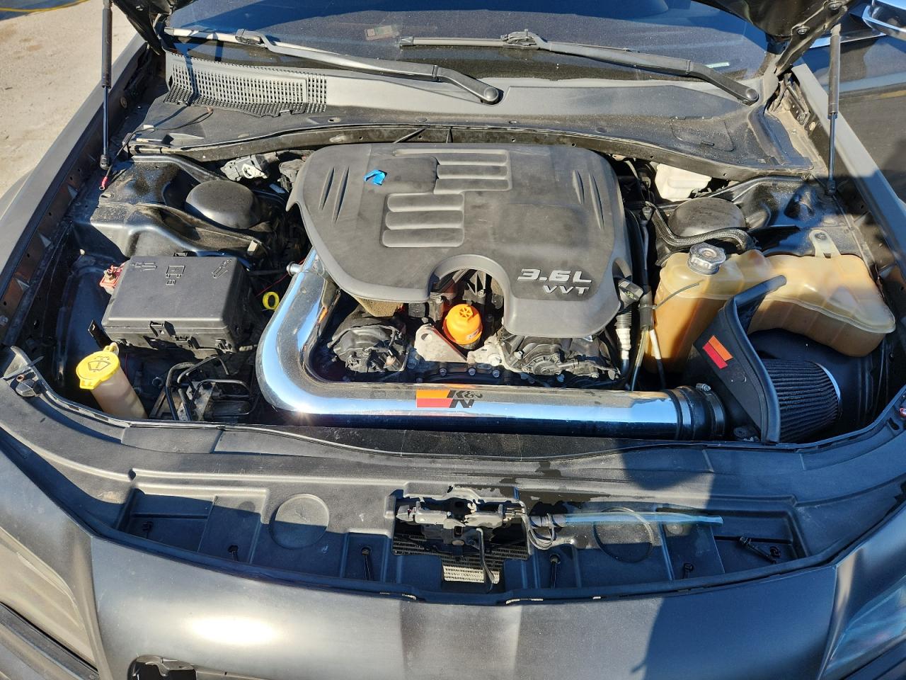 CHRYSLER 300 2012 — 12