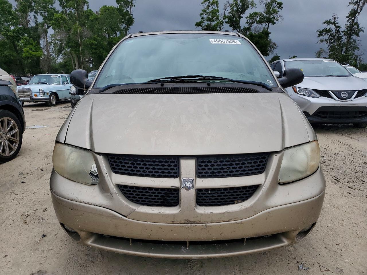 DODGE GRAND CARAVAN 2003 — 6