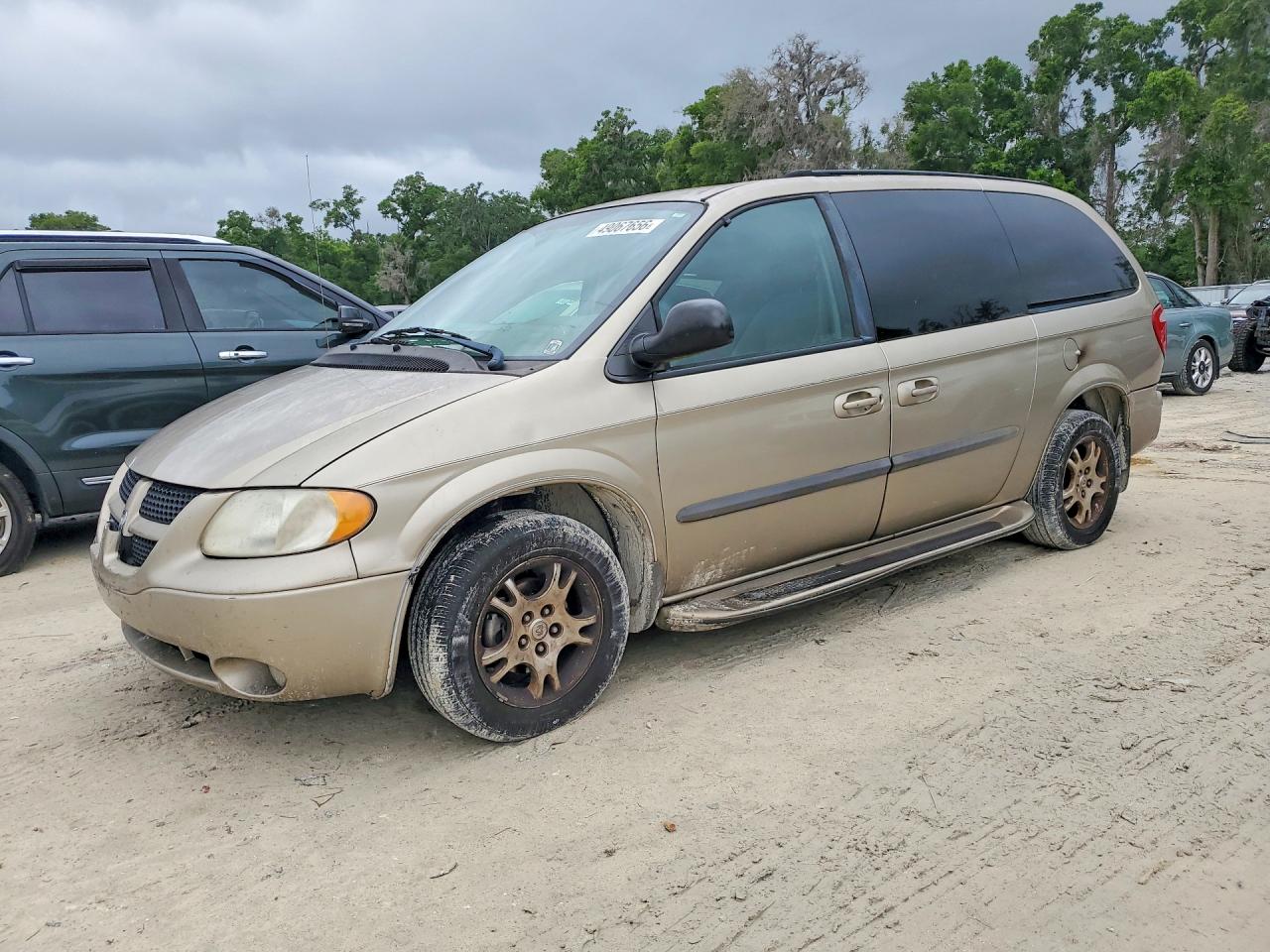 DODGE GRAND CARAVAN 2003 — 2