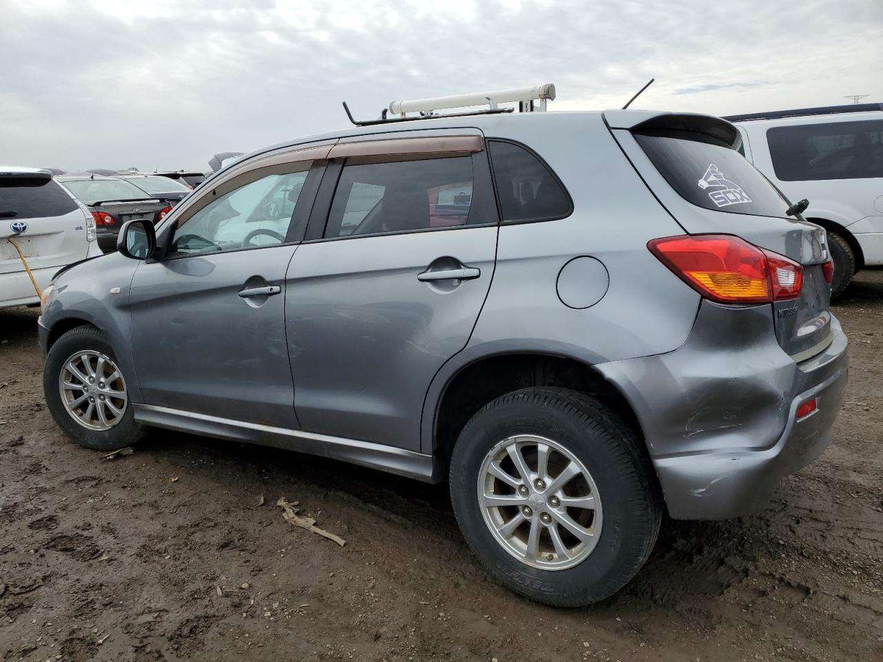 MITSUBISHI OUTLANDER SPORT 2011 — 3