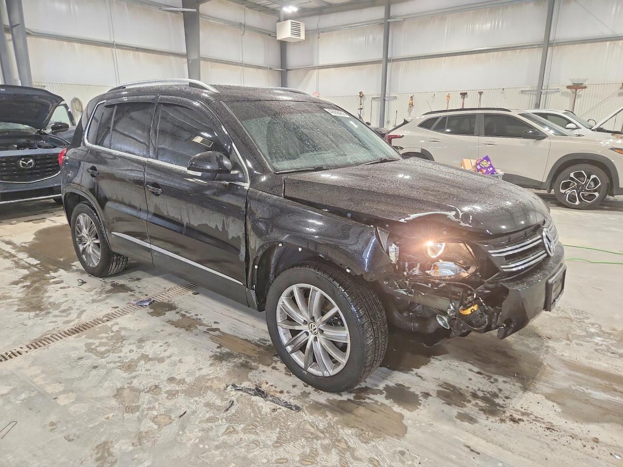 VOLKSWAGEN TIGUAN 2012 — 5