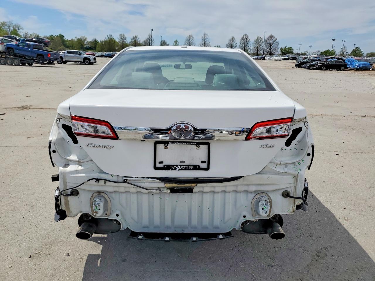 TOYOTA CAMRY 2014 — 7