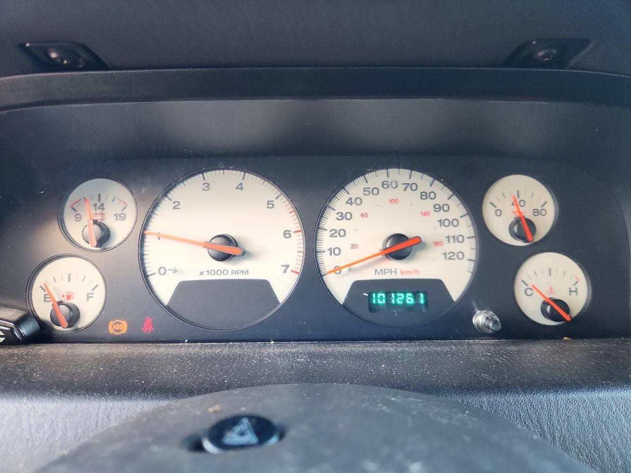 JEP CHEROKEE 2001 — 10