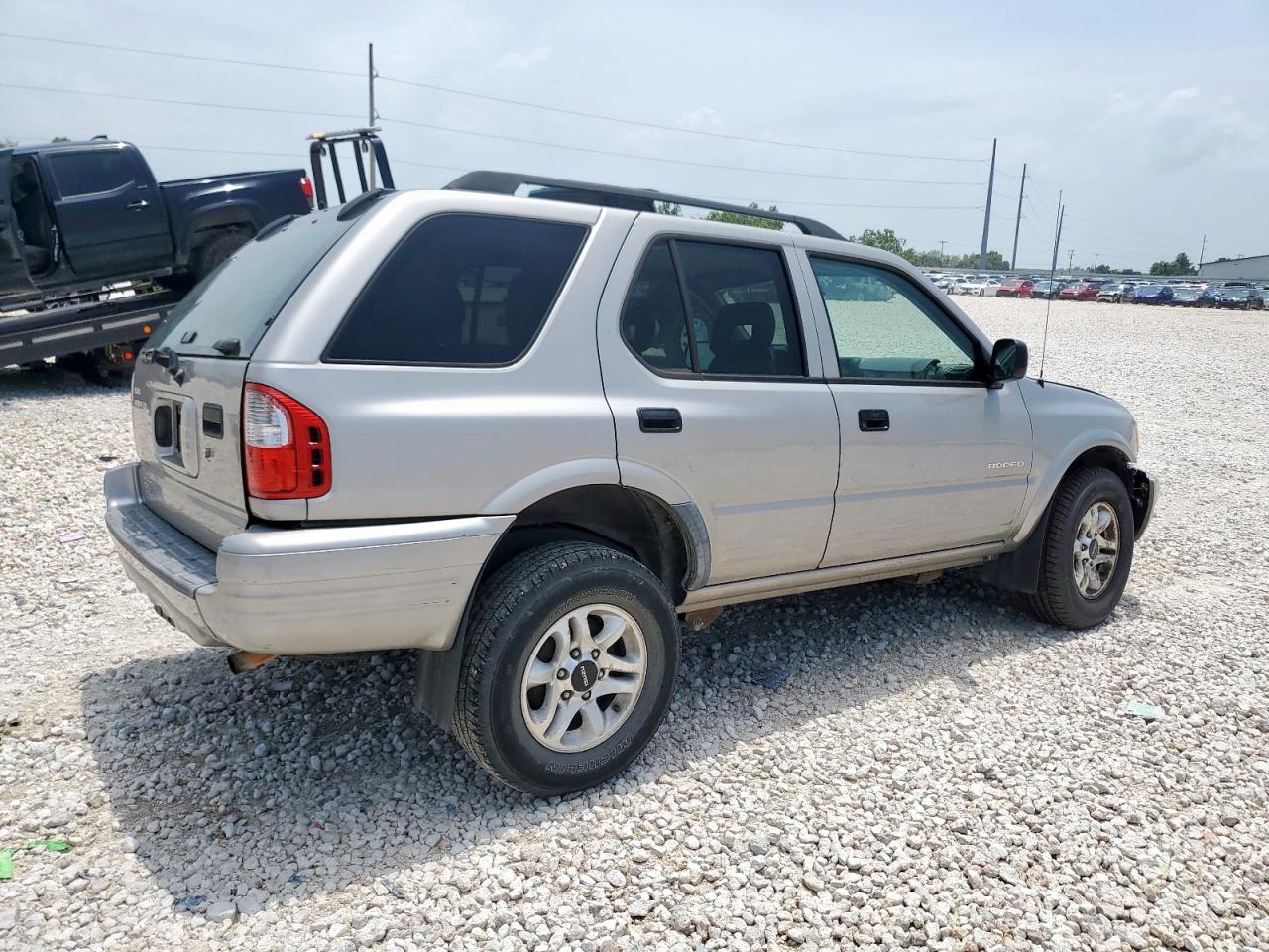 ISUZU RODEO 2004 — 4
