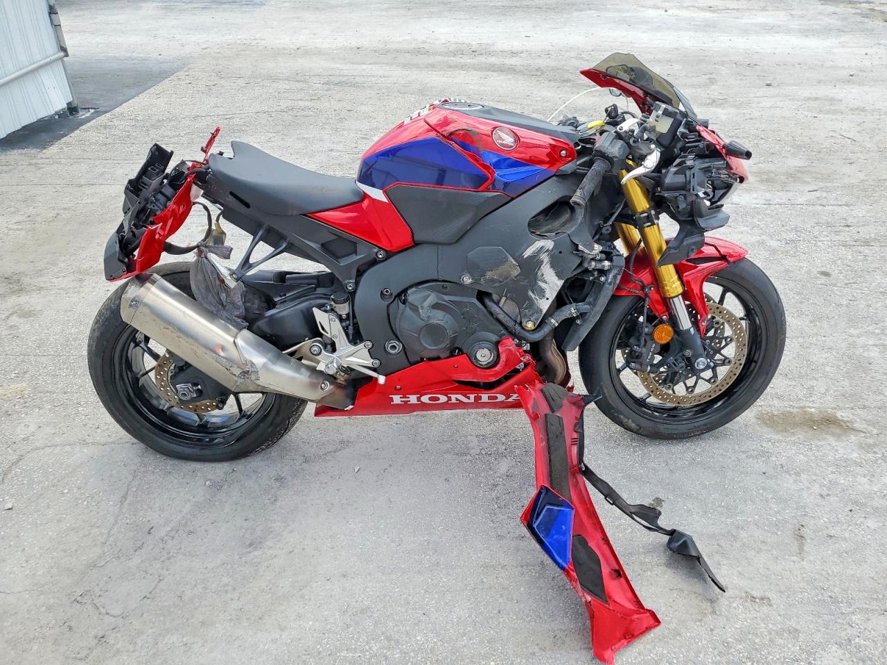 HONDA CBR1000 2022 — 2