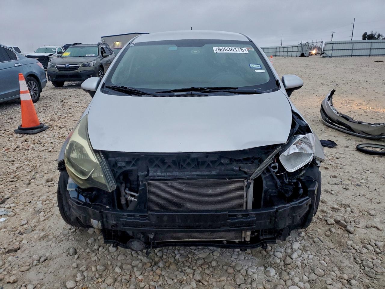 KIA RIO 2013 — 6