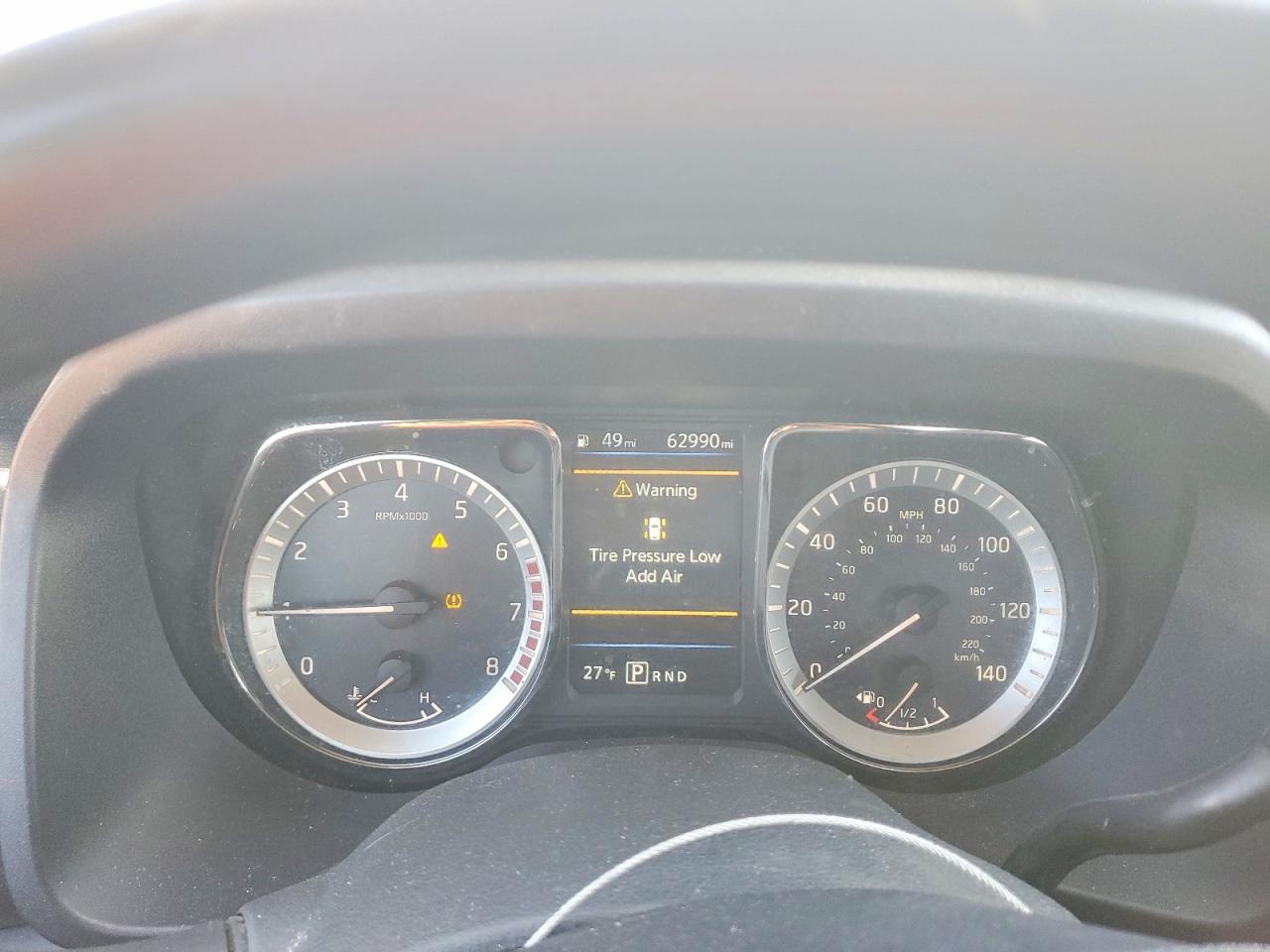 NISSAN TITAN 2019 — 10