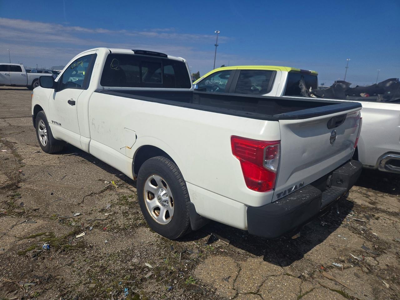 NISSAN TITAN 2019 — 3