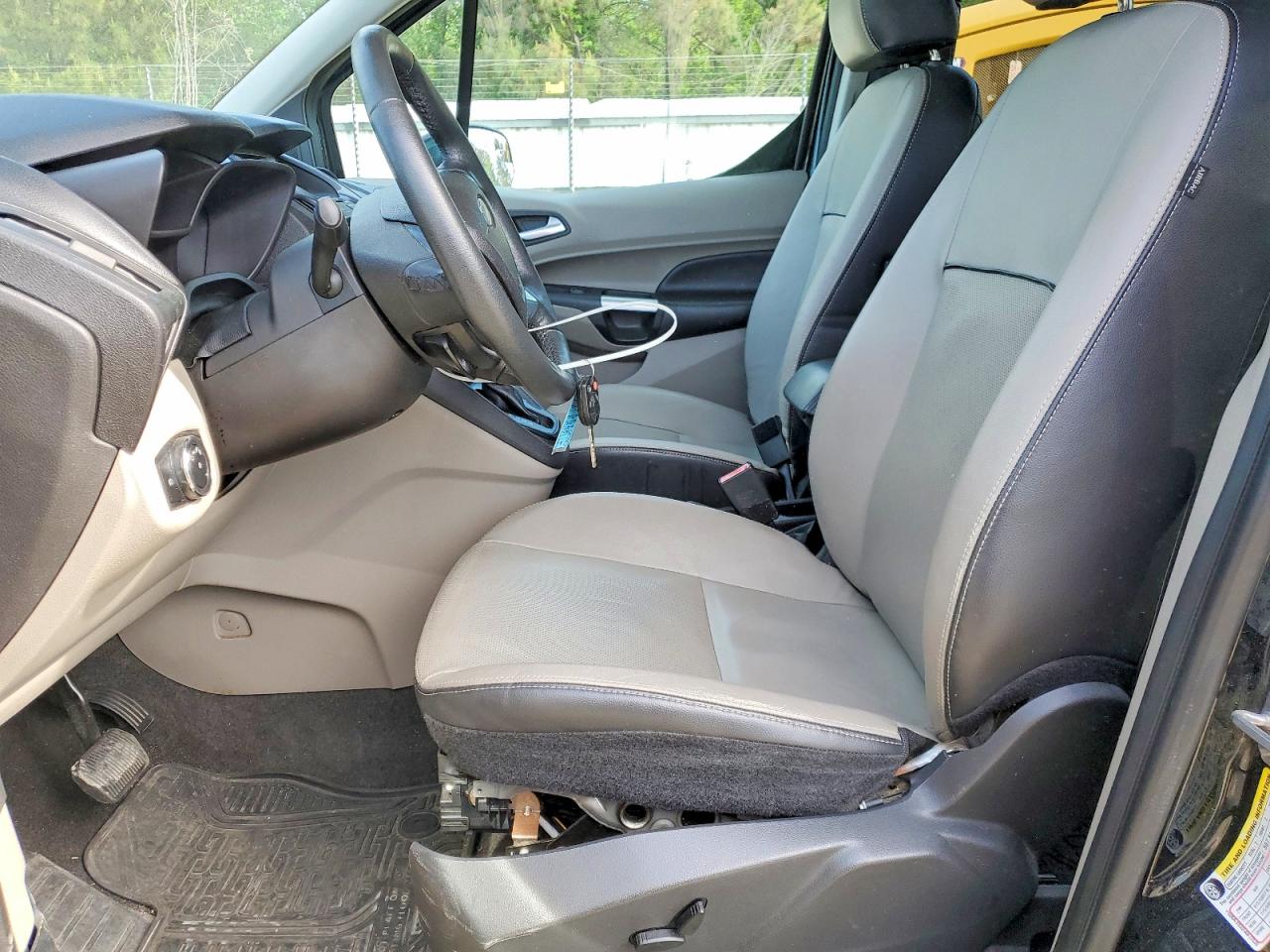 FORD TRANSIT CONNECT 2014 — 8