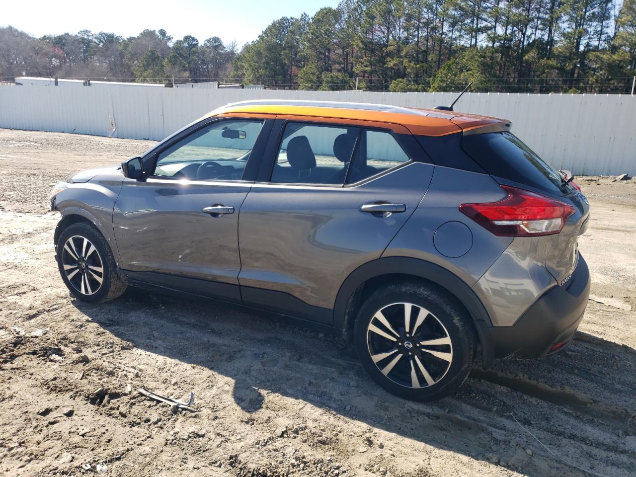 NISSAN KICKS 2019 — 3