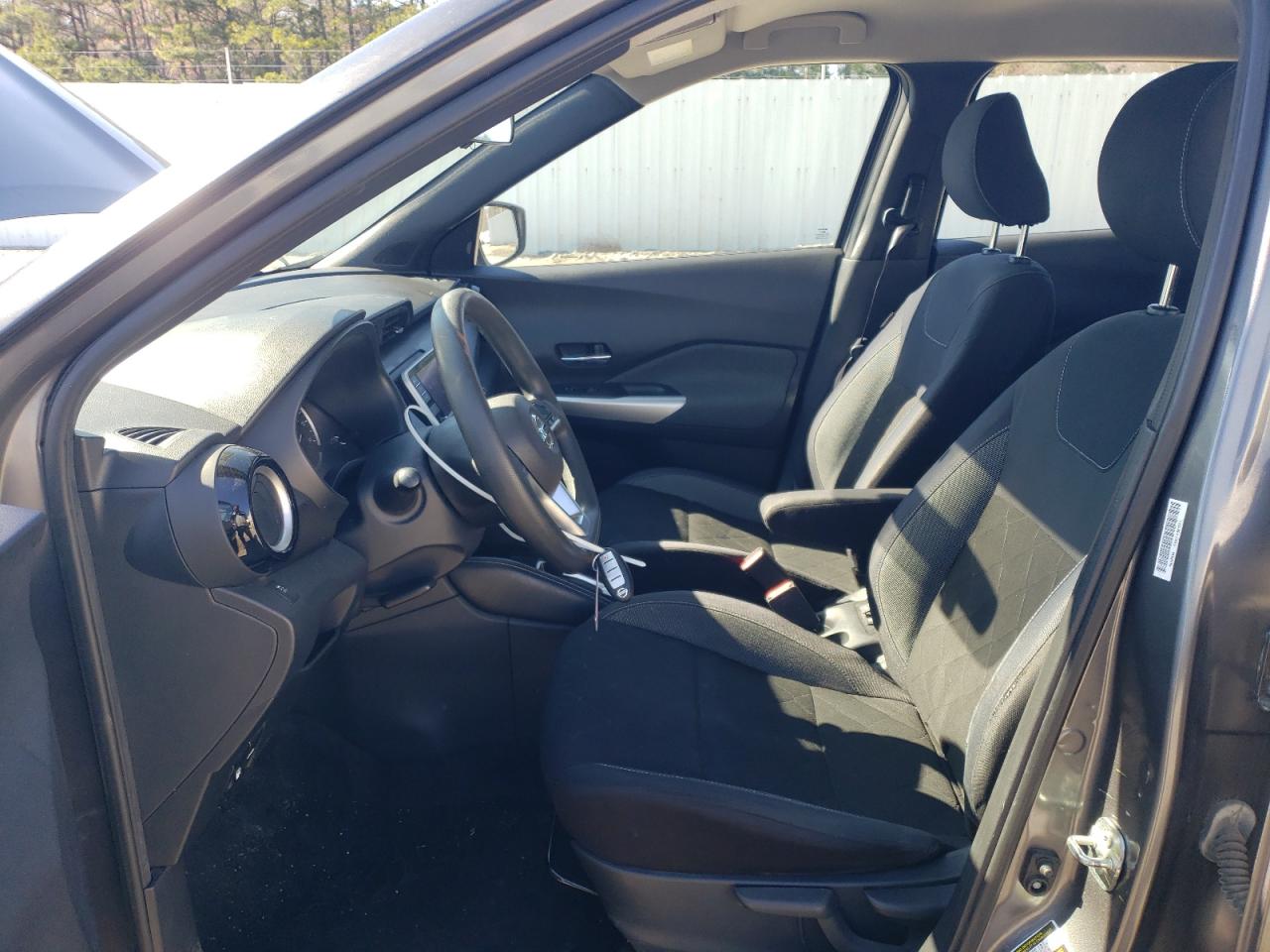 NISSAN KICKS 2019 — 8