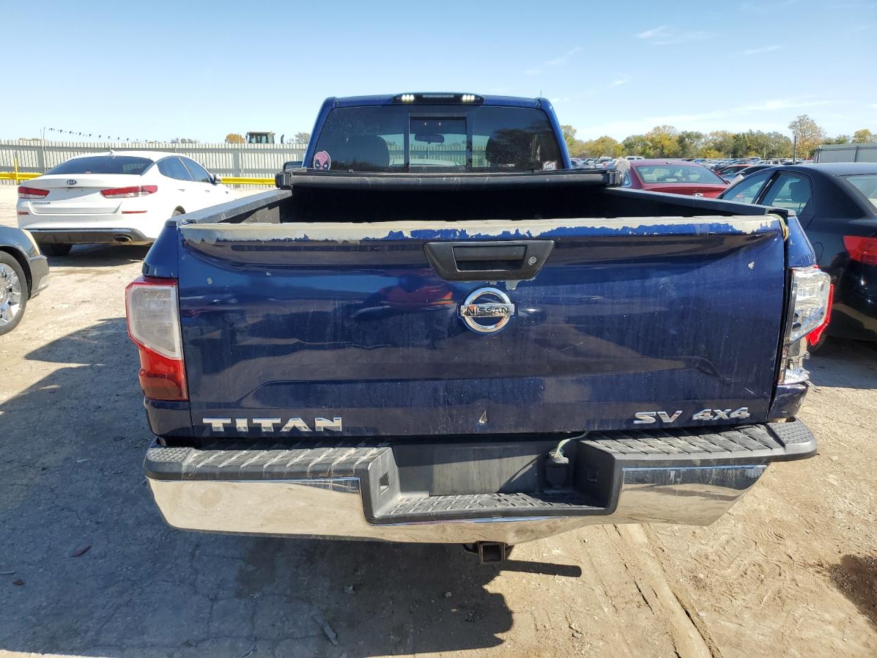 NISSAN TITAN 2017 — 7