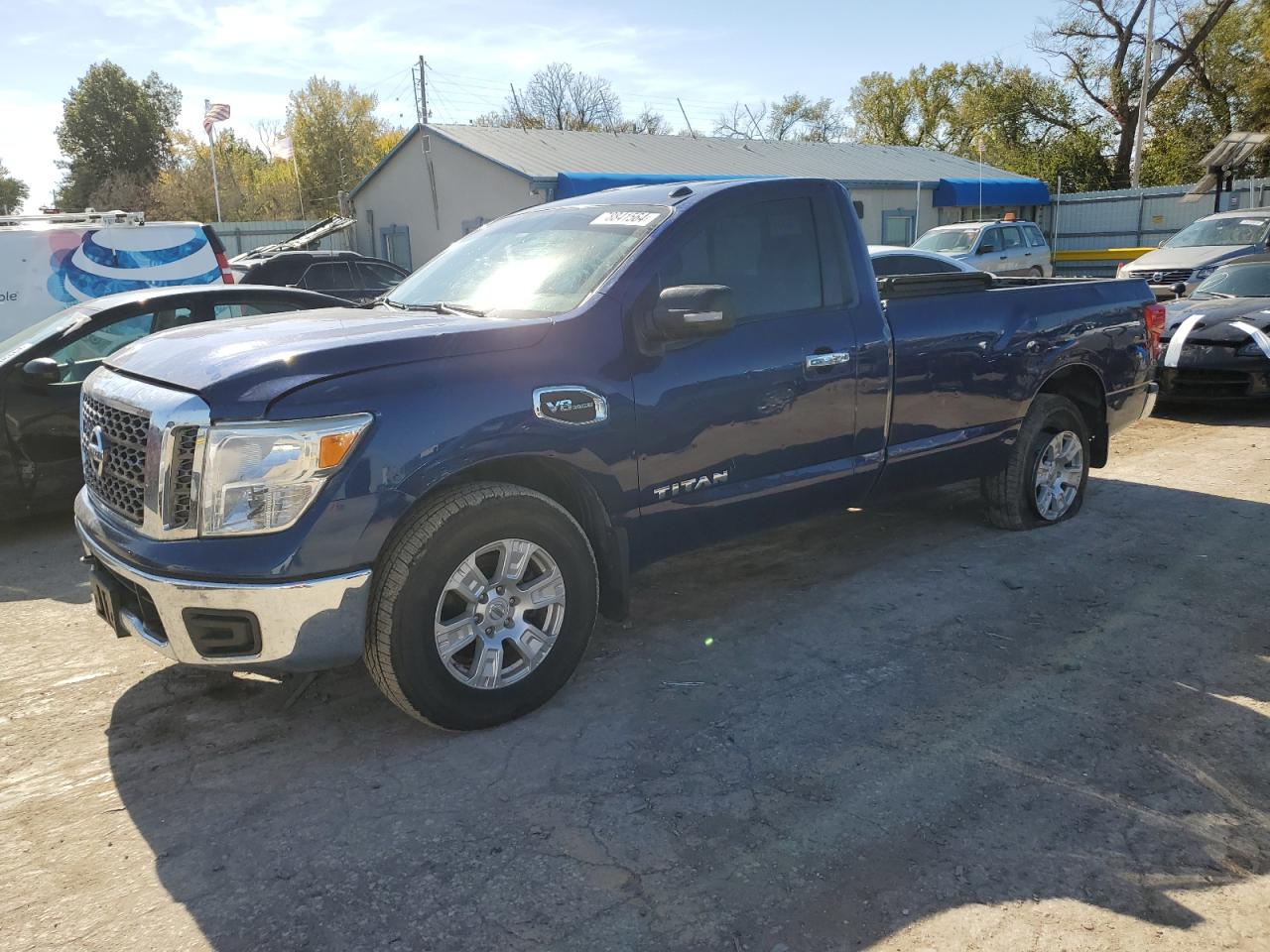 2017 NISSAN TITAN