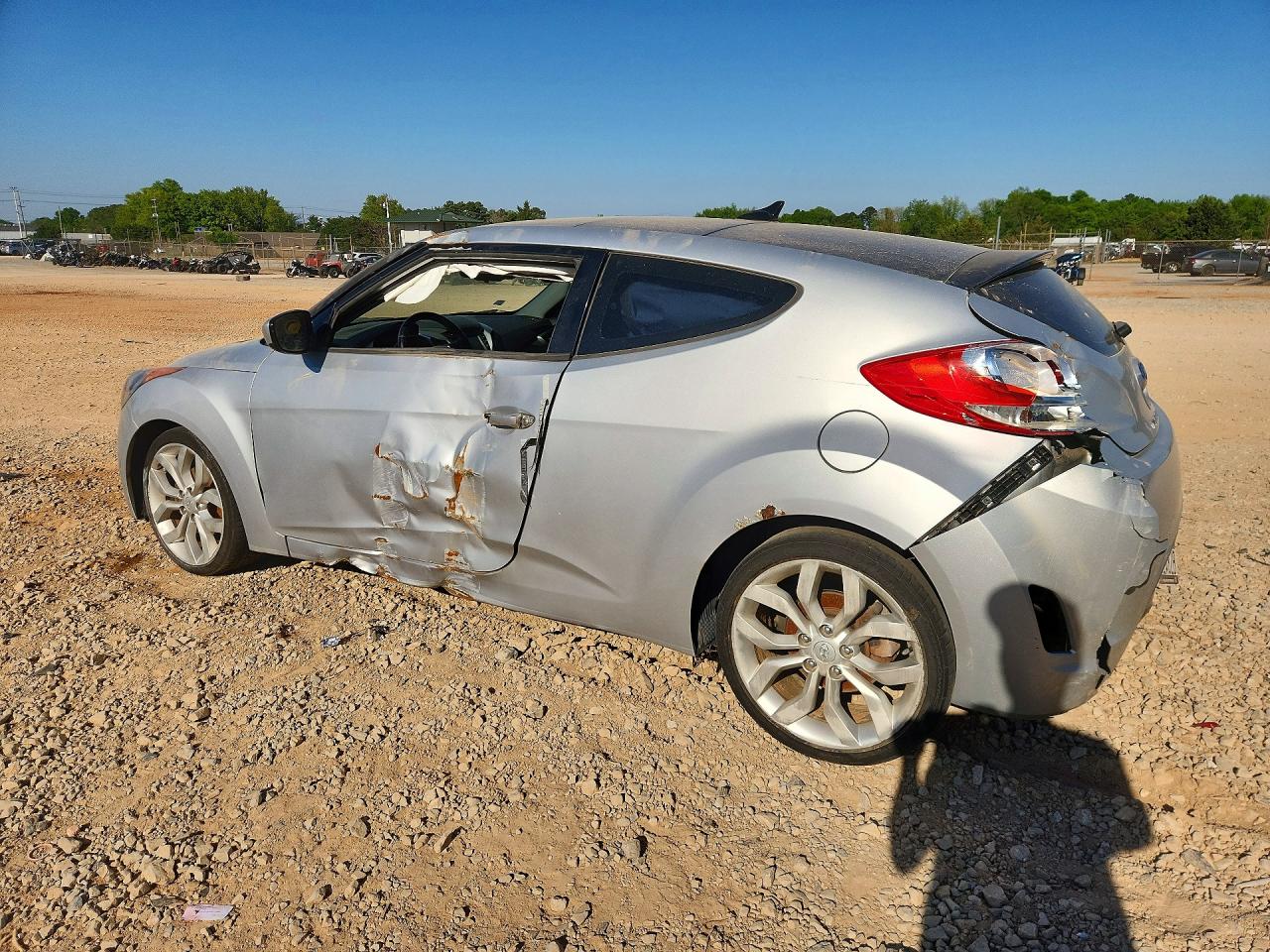 HYUNDAI VELOSTER 2013 — 3