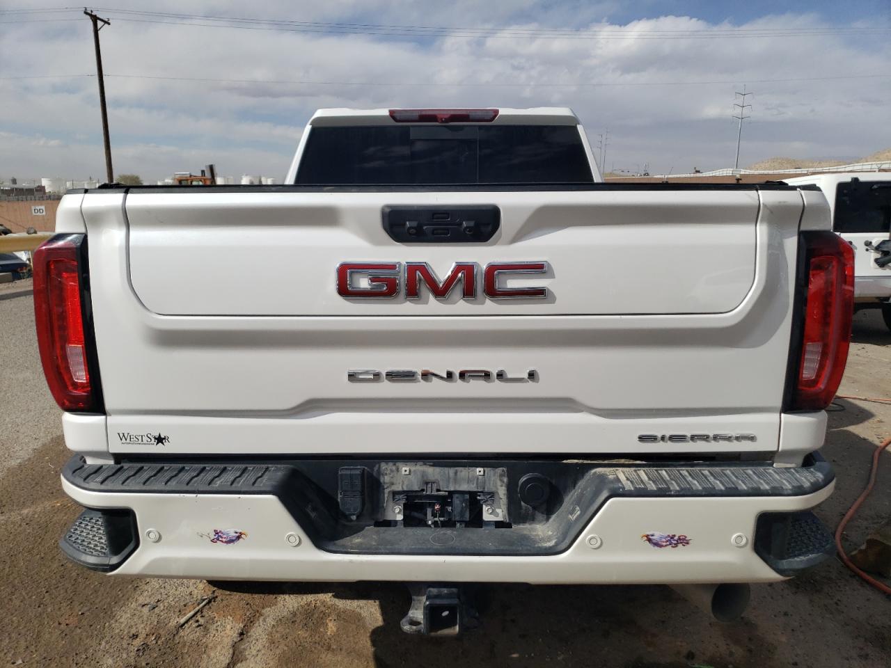 GMC SIERRA 2022 — 7