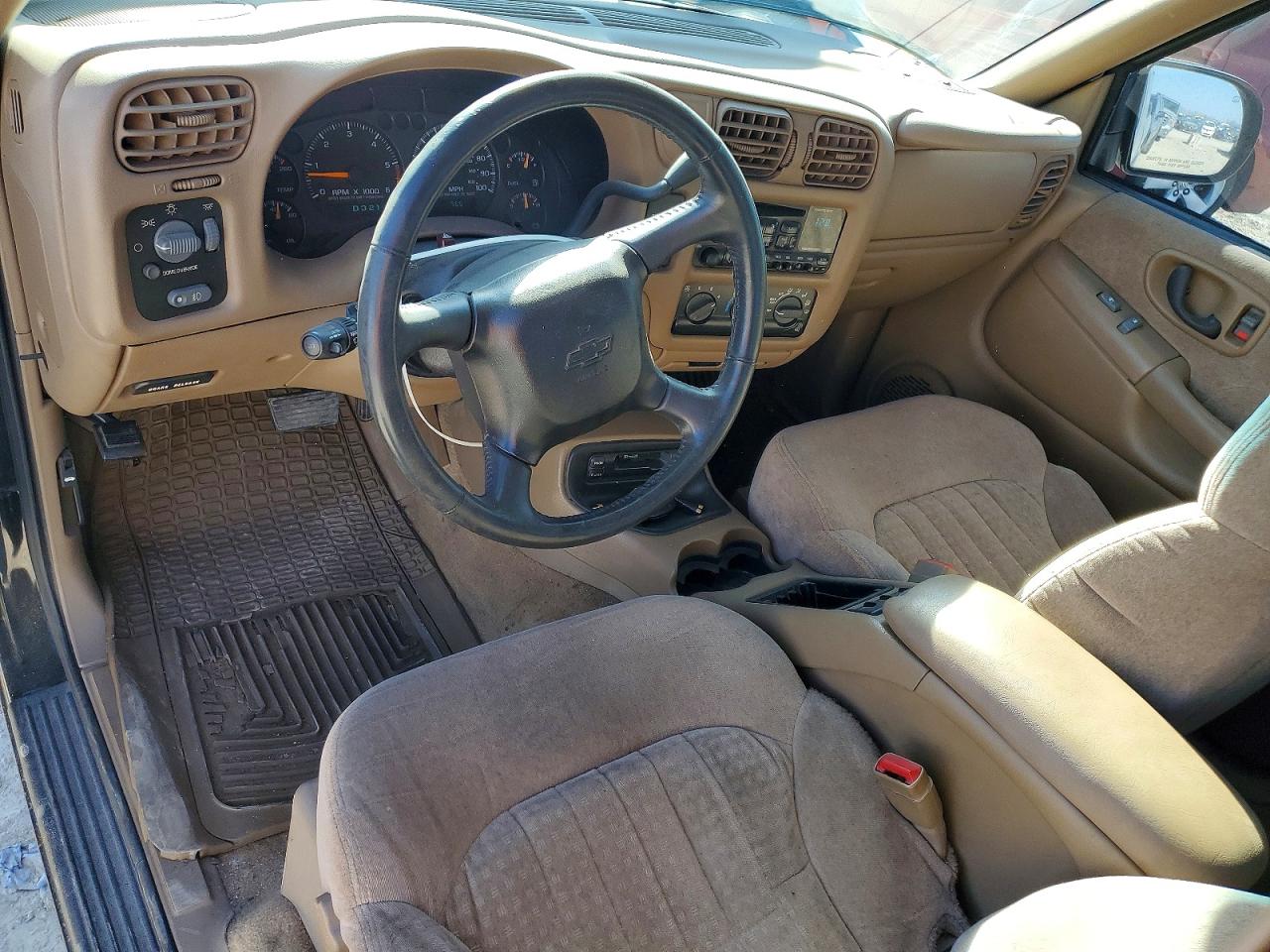 CHEVROLET S TRUCK 2000 — 9