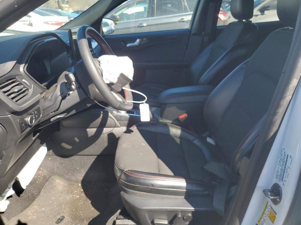 FORD ESCAPE 2024 — 8