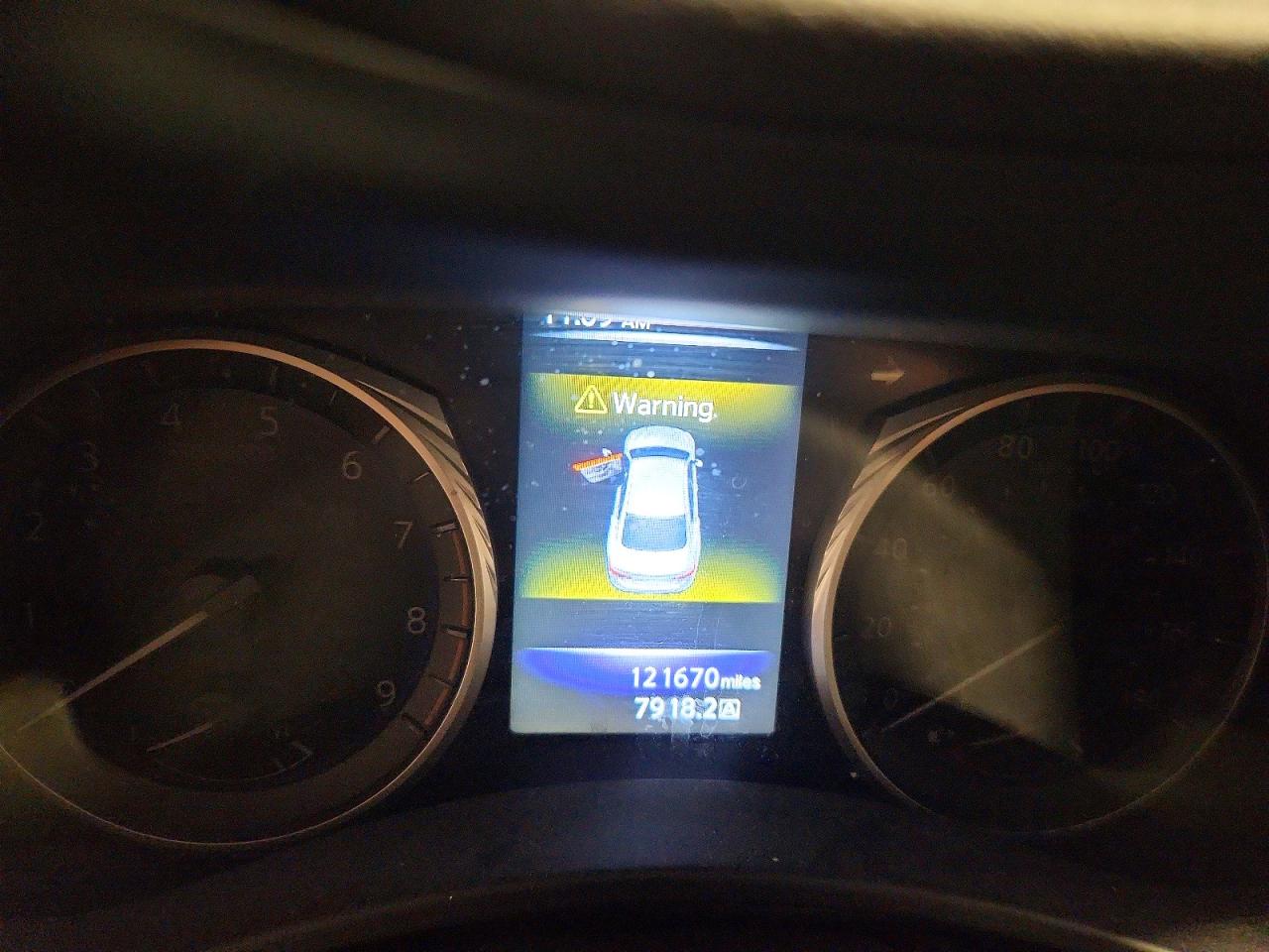 INFINITI Q50 2016 — 10