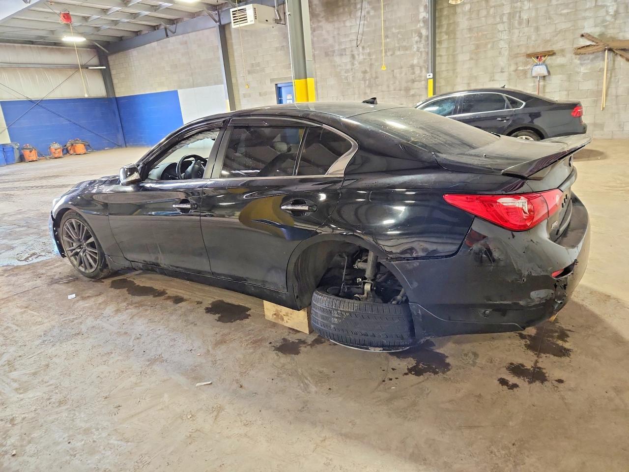 INFINITI Q50 2016 — 3
