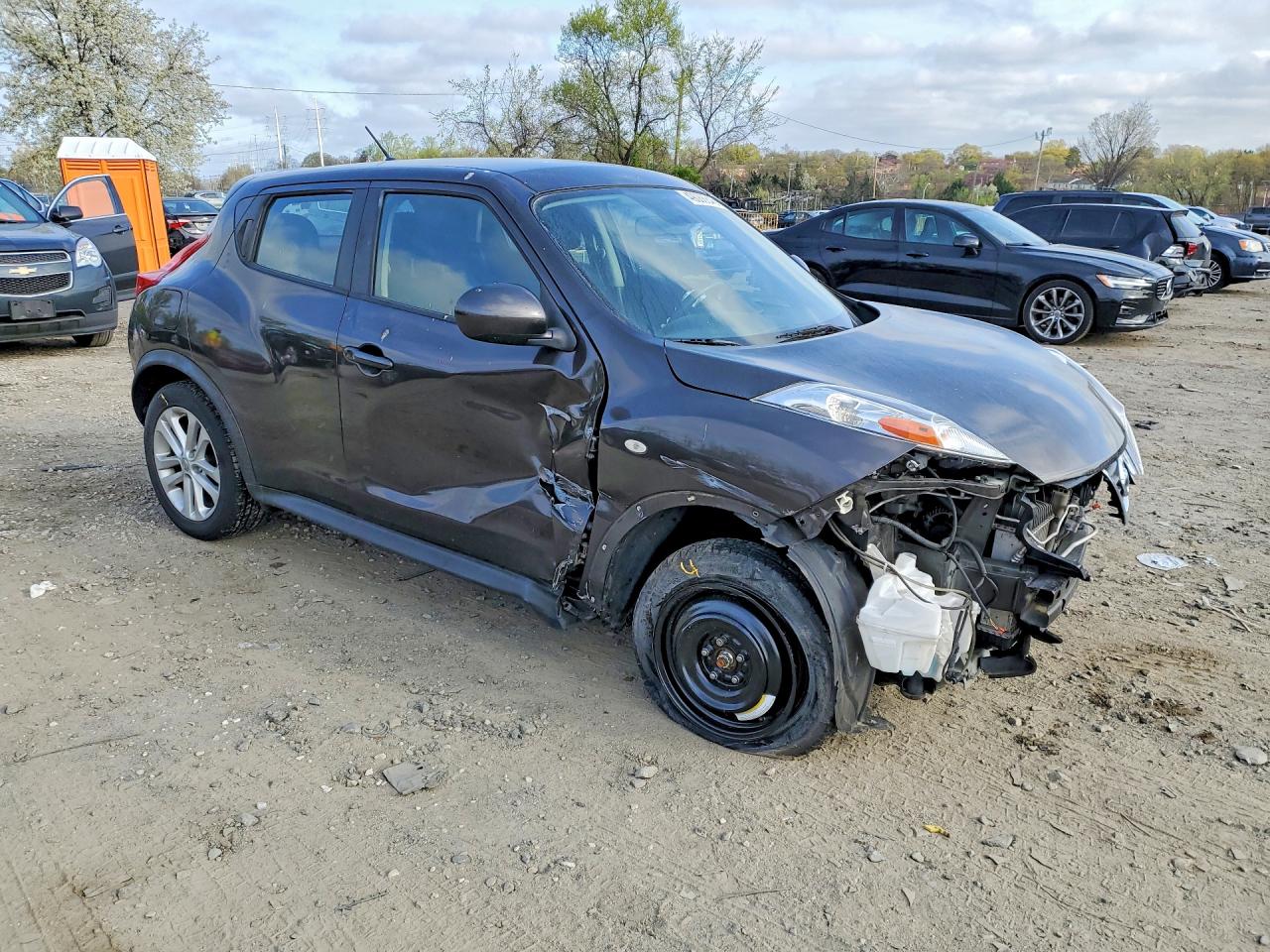 2013 NISSAN JUKE S