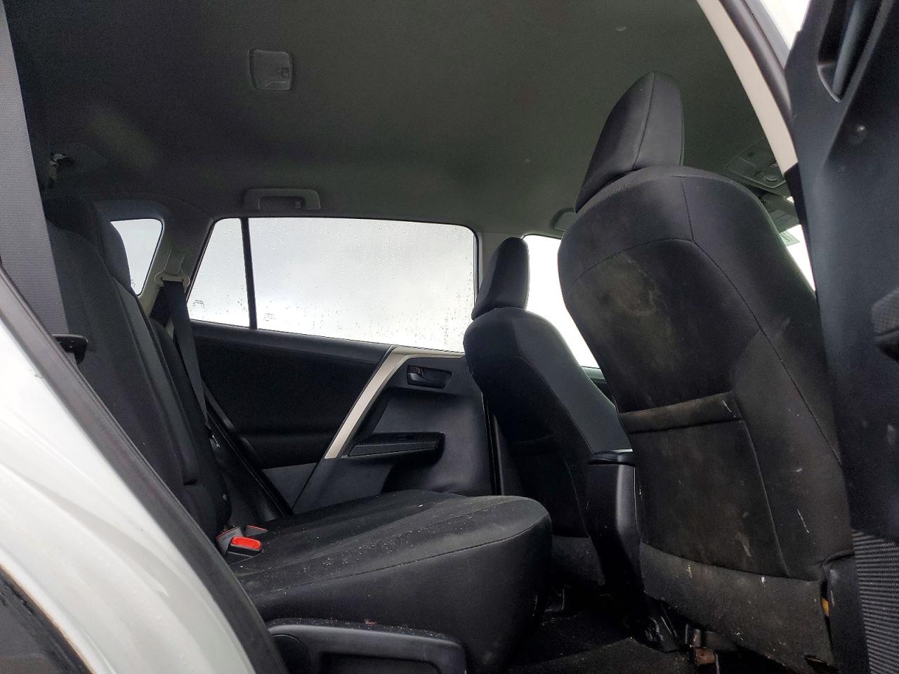 TOYOTA RAV4 2014 — 12