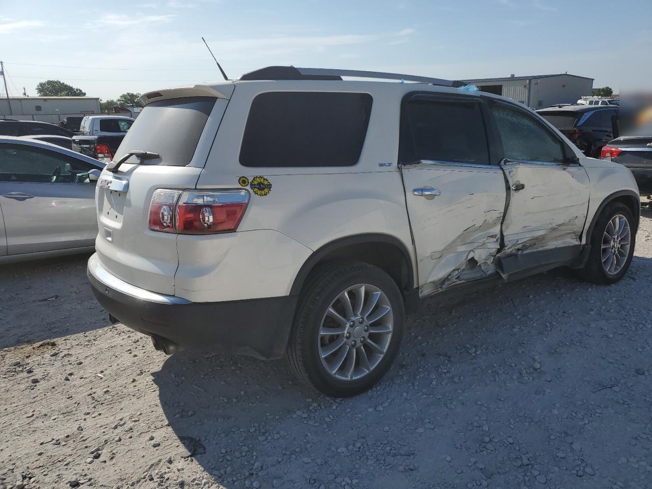 GMC ACADIA 2011 — 4