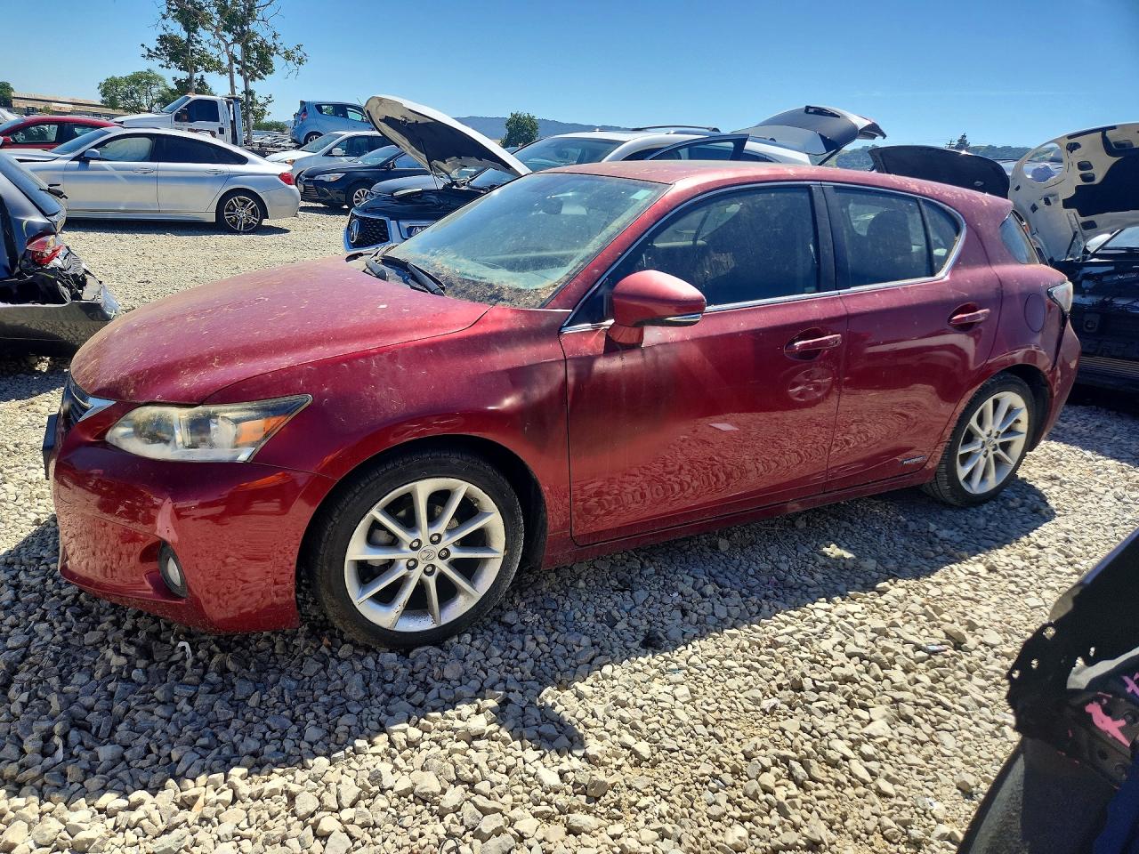 LEXUS CT 200H 2012 — 2