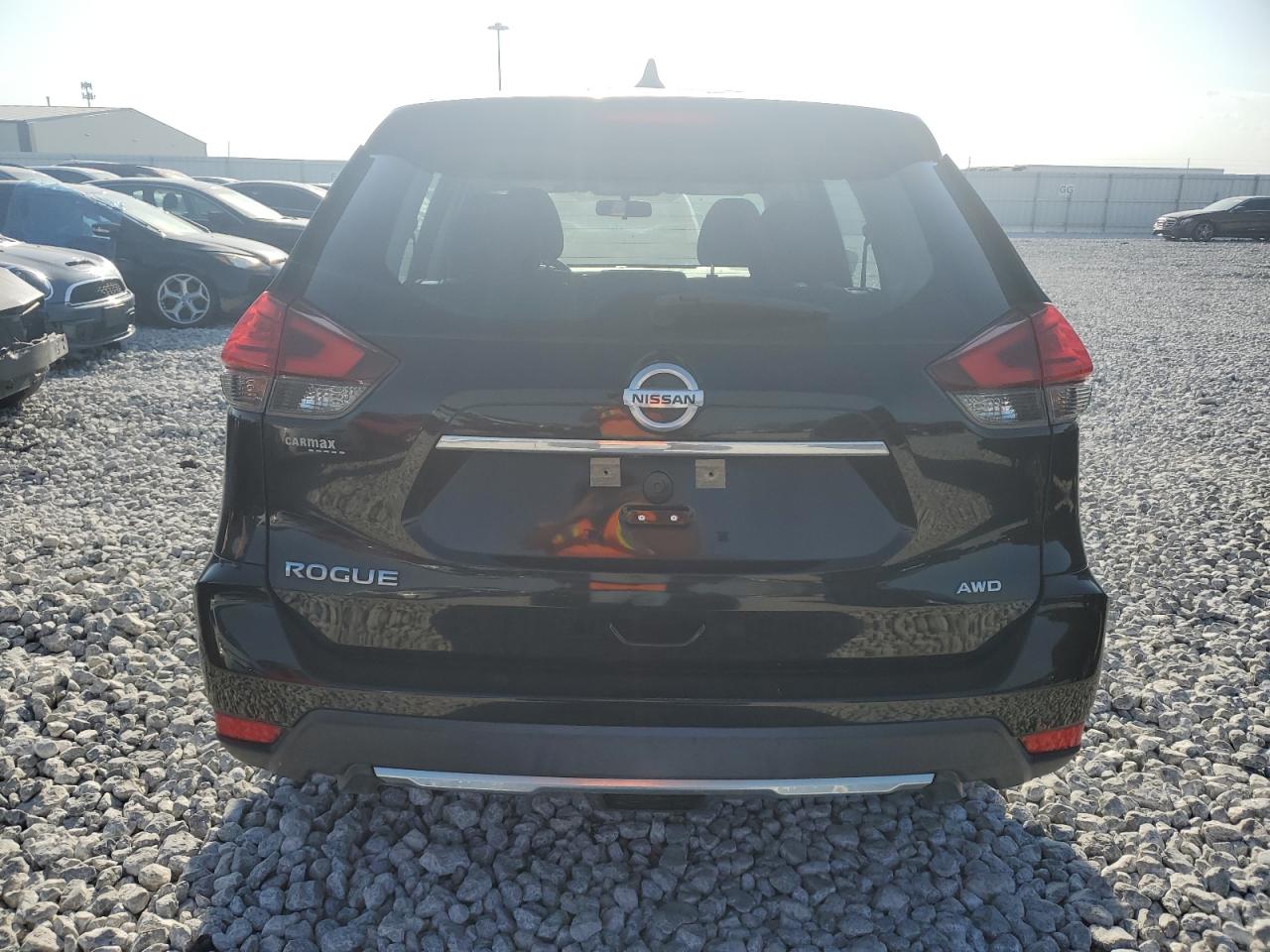 NISS ROGUE 2017 — 7