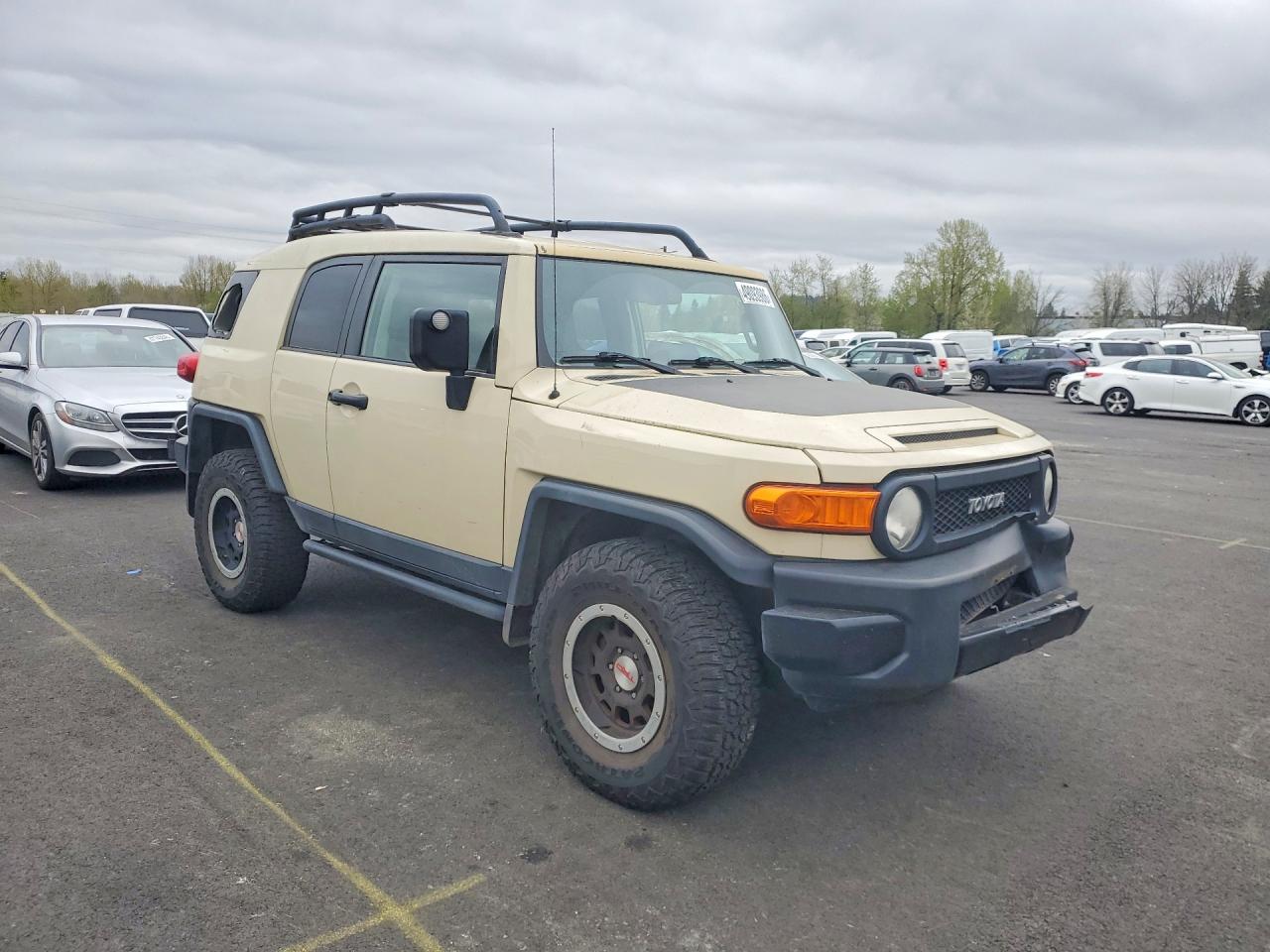 2010 TOYOTA FJ CRUISER BASE