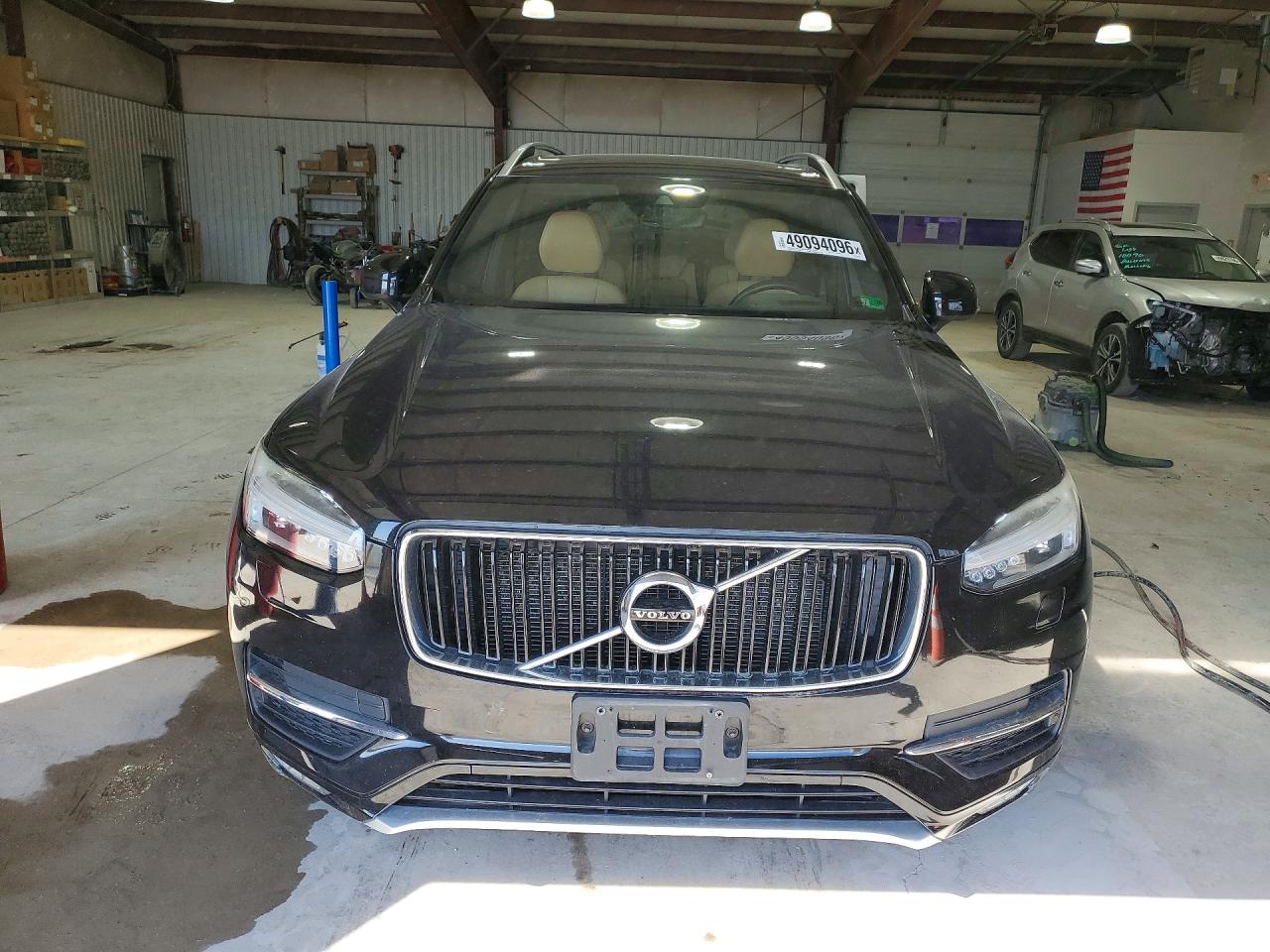 VOLVO XC90 2016 — 6