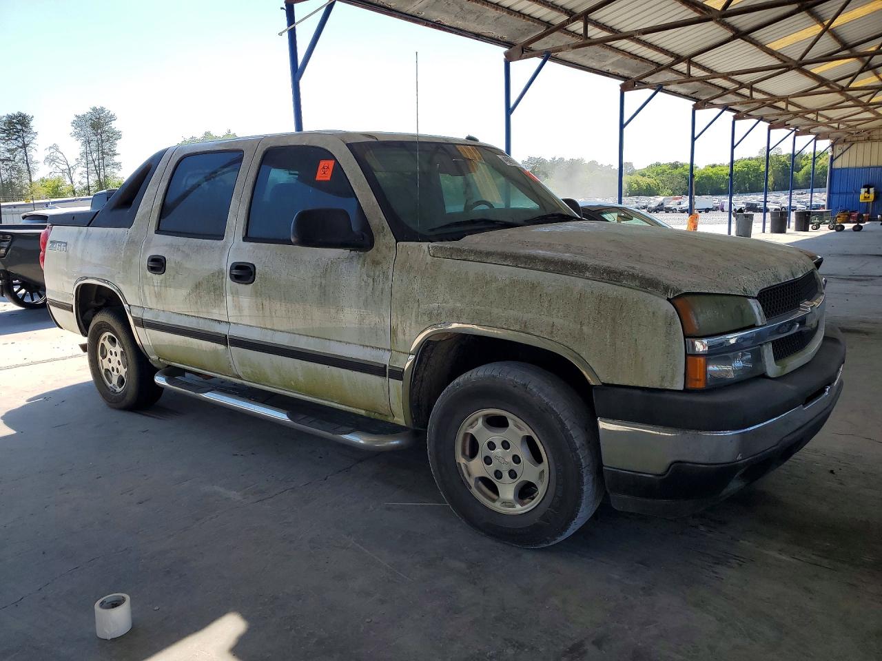 CHEVROLET AVALANCHE 2005 — 5