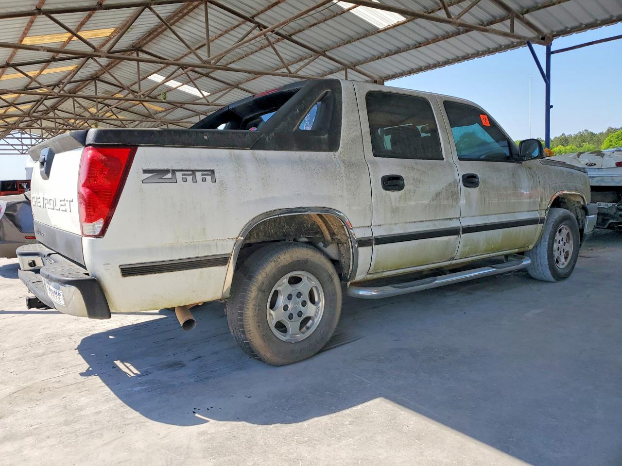 CHEVROLET AVALANCHE 2005 — 4
