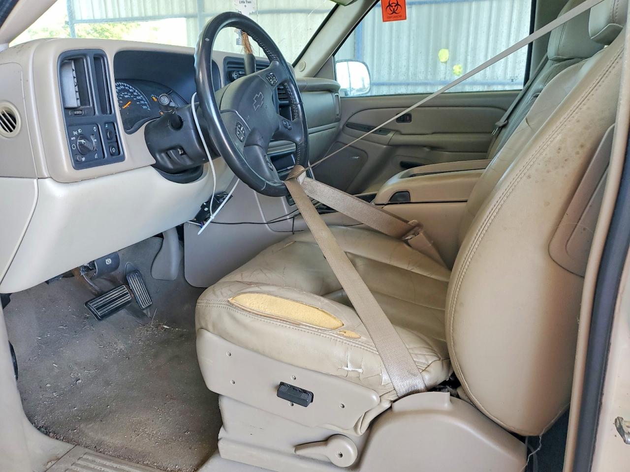 CHEVROLET AVALANCHE 2005 — 8