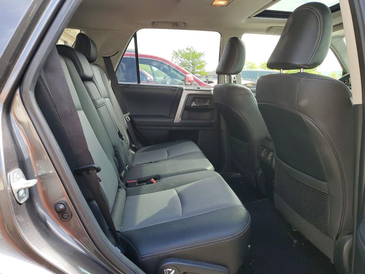 TOYOTA 4RUNNER 2019 — 12