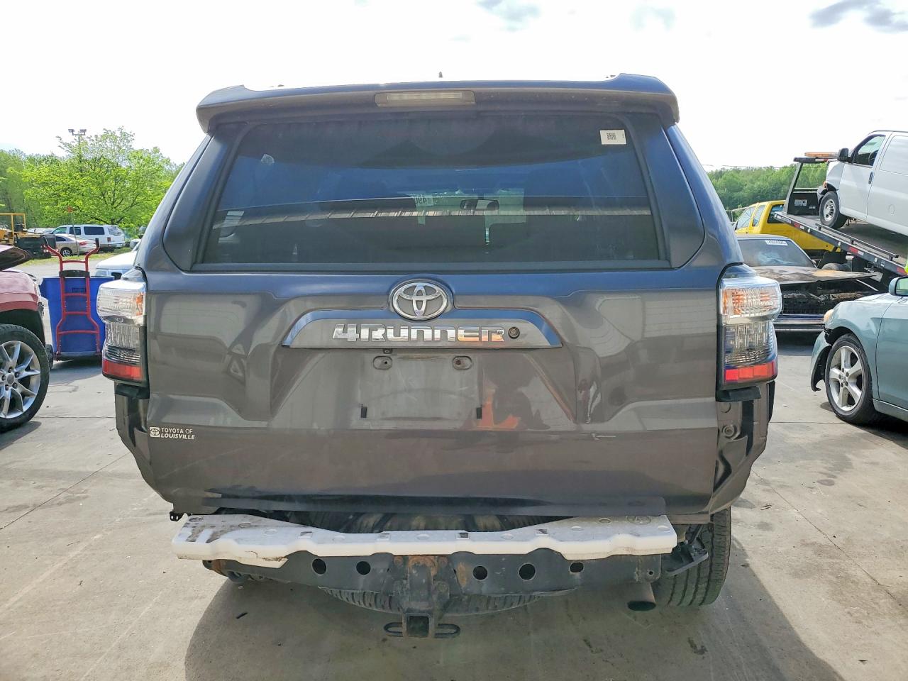 TOYOTA 4RUNNER 2019 — 7
