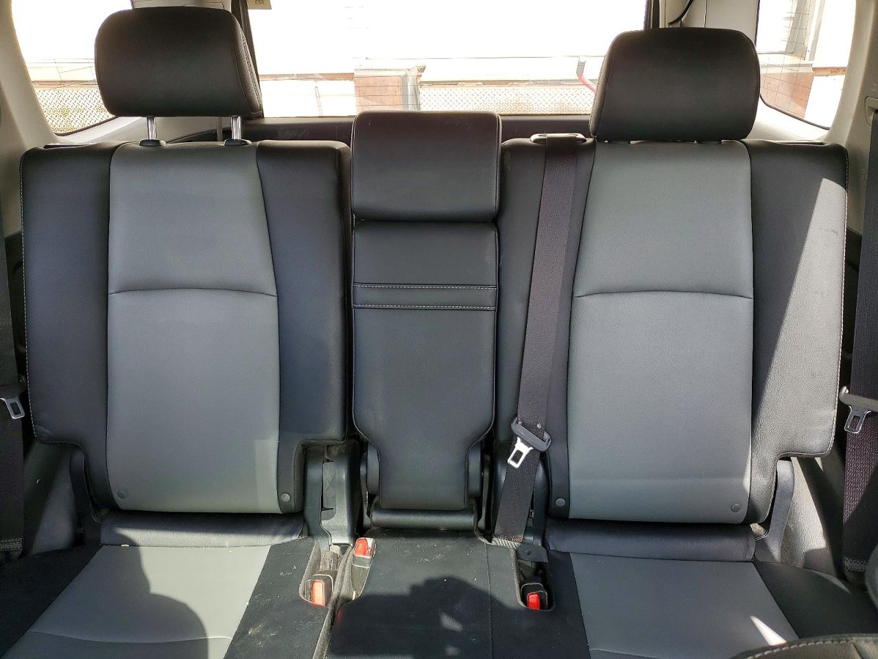 TOYOTA 4RUNNER 2019 — 11