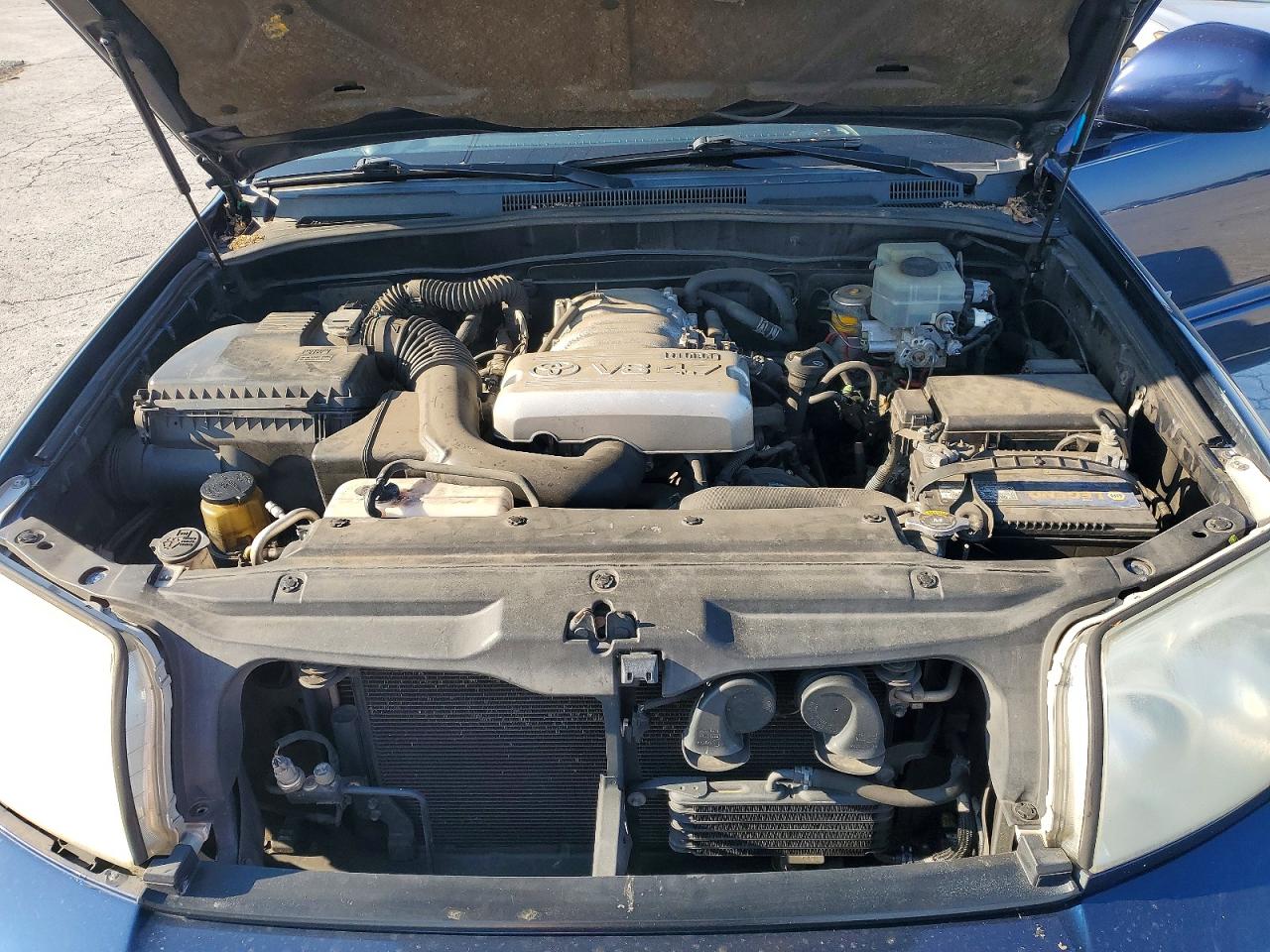 TOYOTA 4RUNNER 2004 — 13
