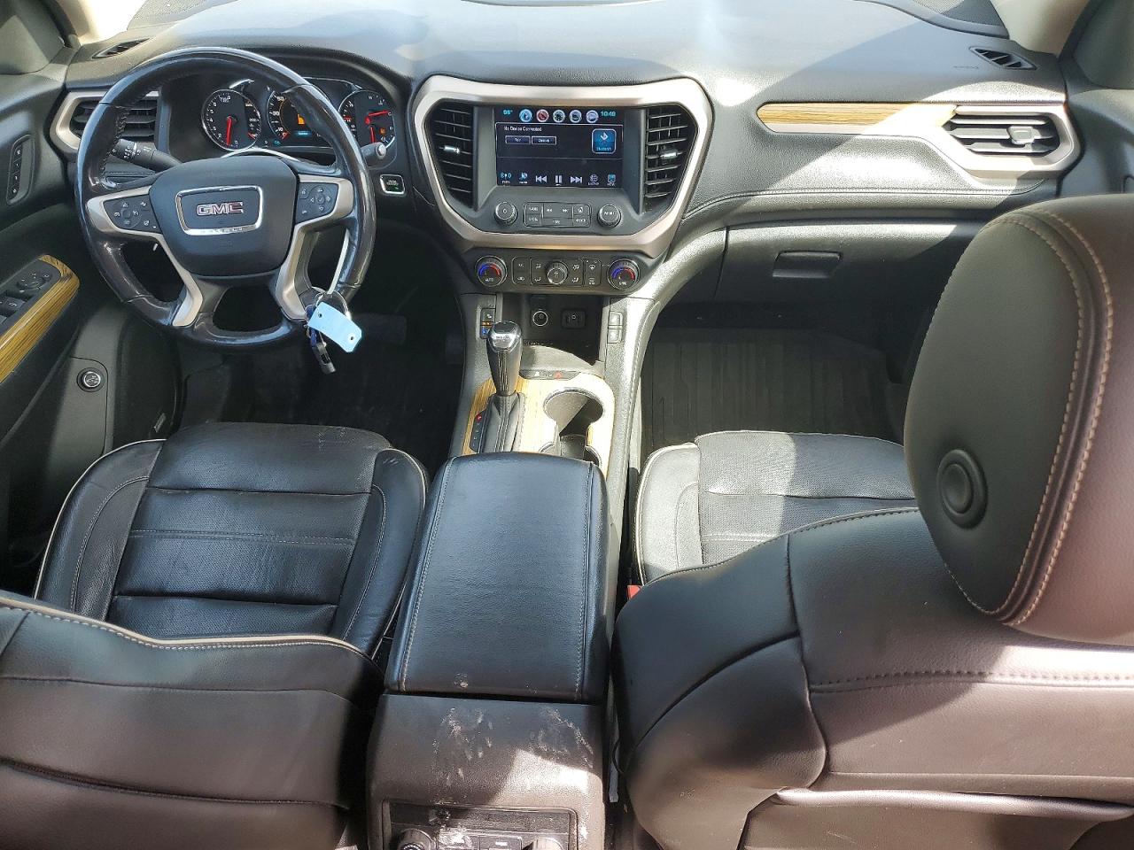 GMC ACADIA 2018 — 9
