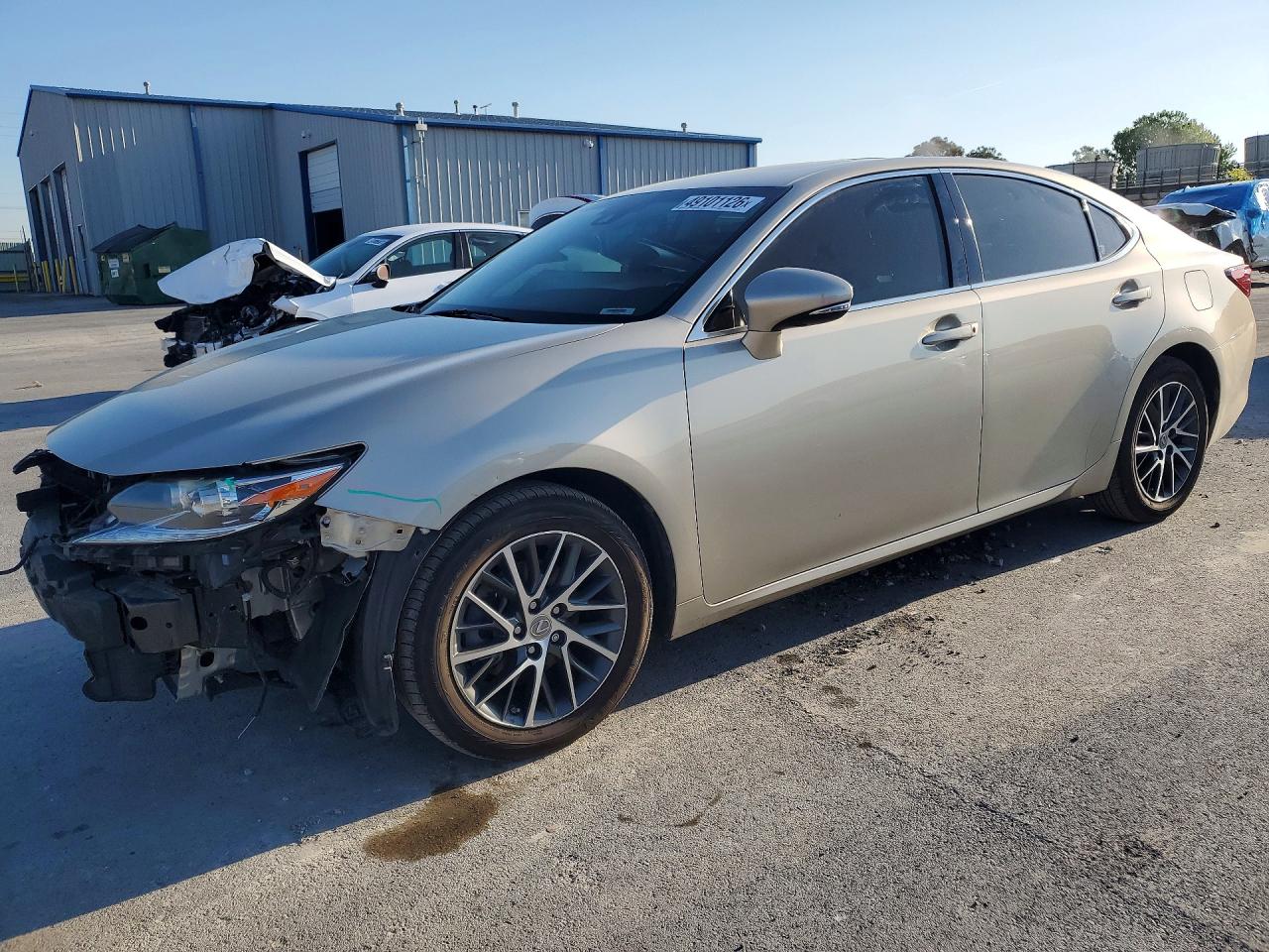 LEXUS ES 350 2017 — 2