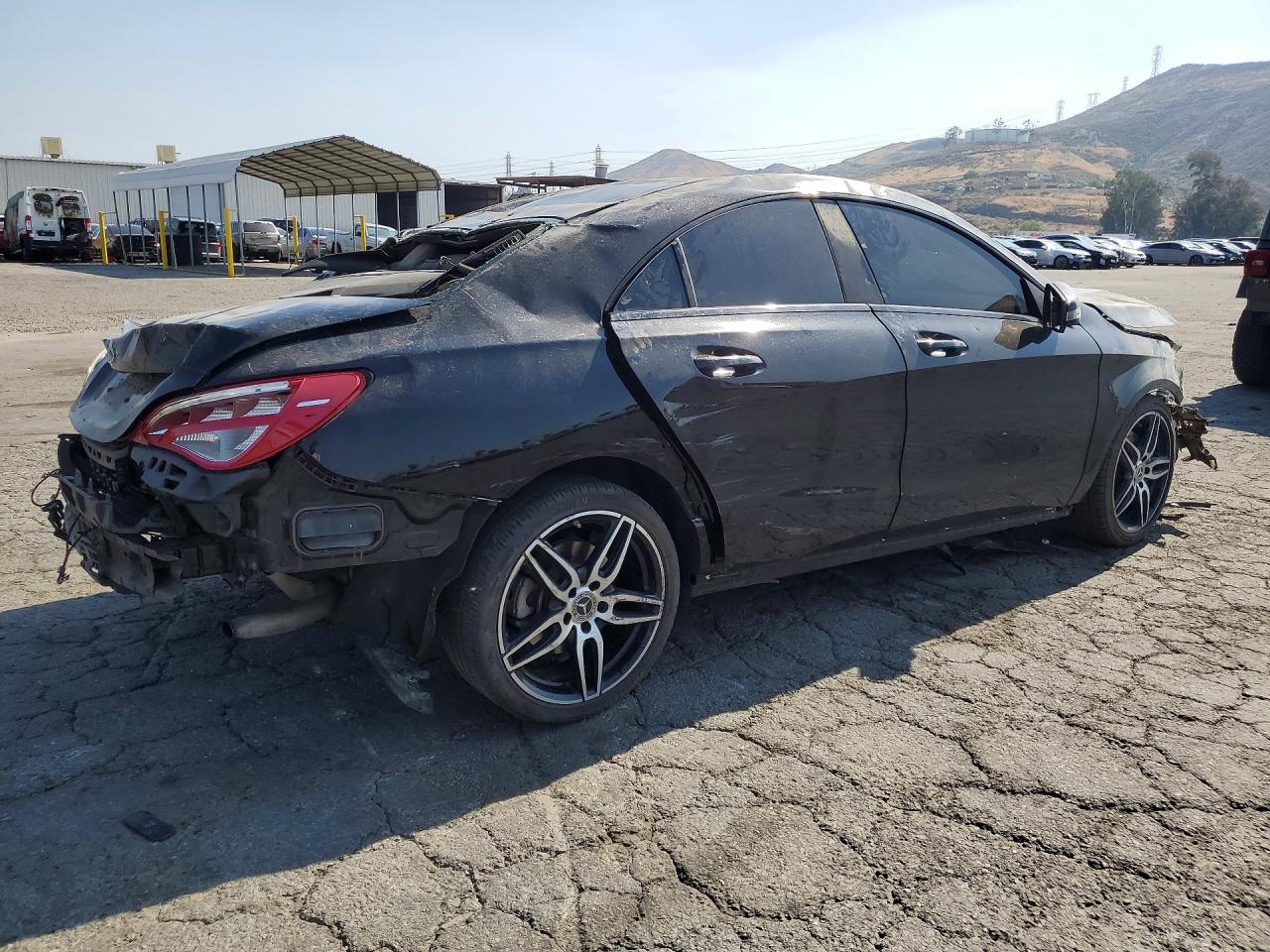 MERCEDES-BENZ CLA 2018 — 4
