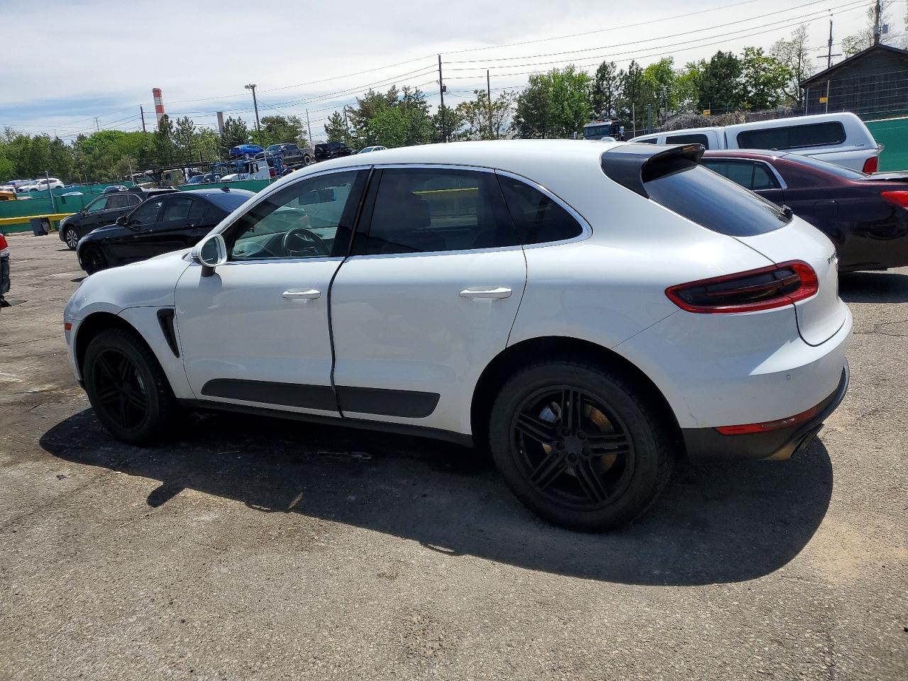 PORSCHE MACAN 2017 — 3