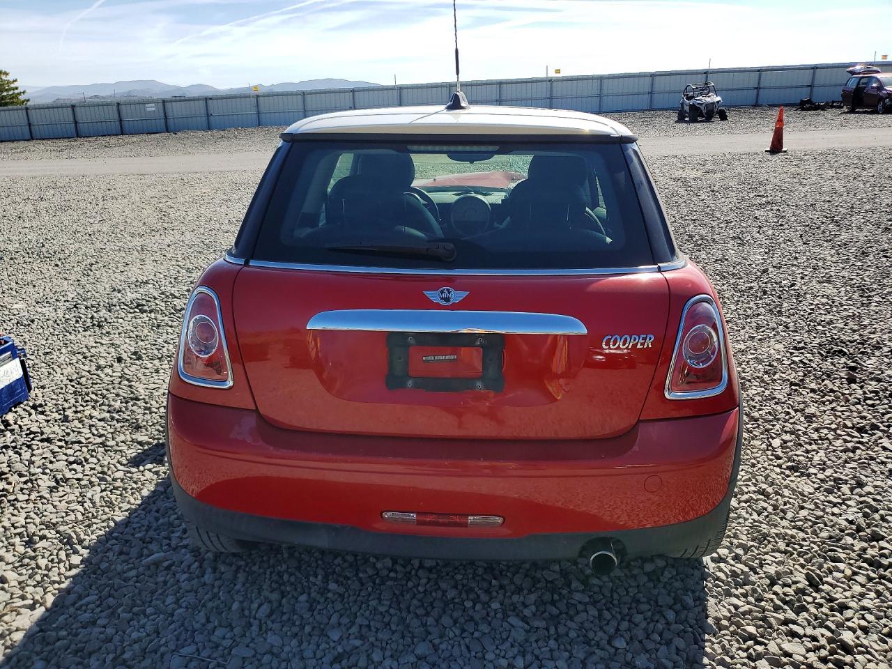 MINI COOPER 2013 — 7