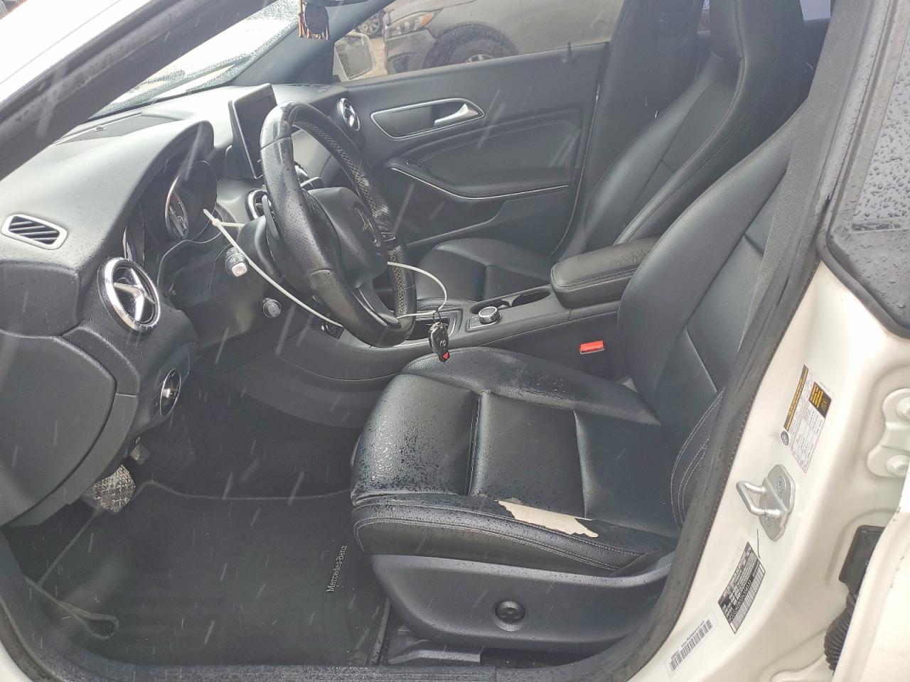 MERCEDES-BENZ CLA 2016 — 8