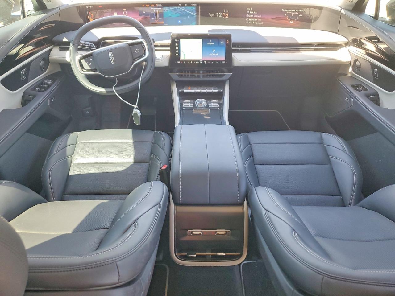 LINCOLN NAUTILUS 2025 — 9