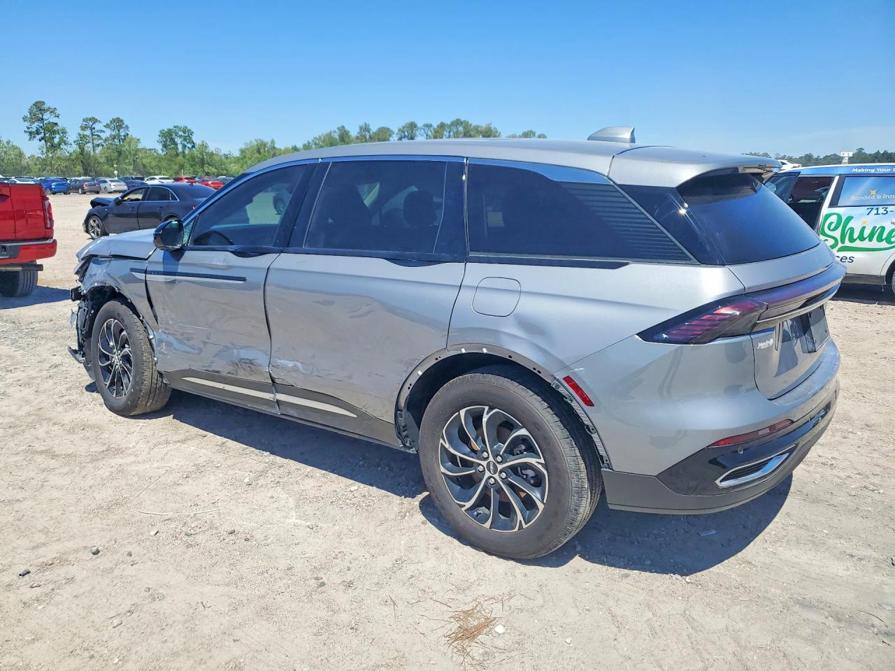 LINCOLN NAUTILUS 2025 — 3