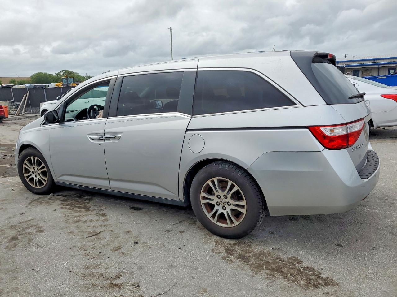 HONDA ODYSSEY 2013 — 3