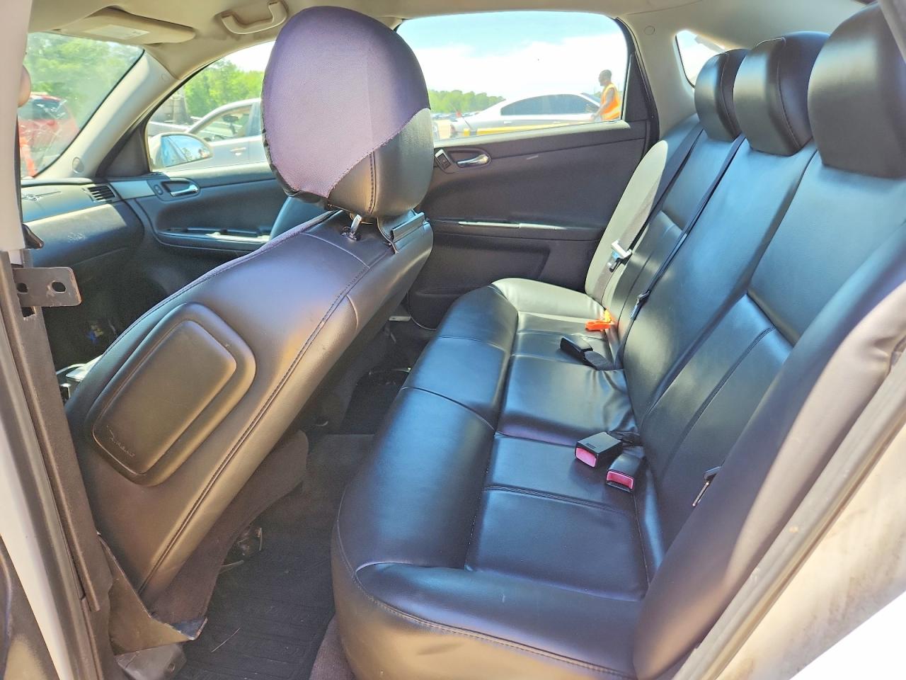 CHEVROLET IMPALA 2009 — 11