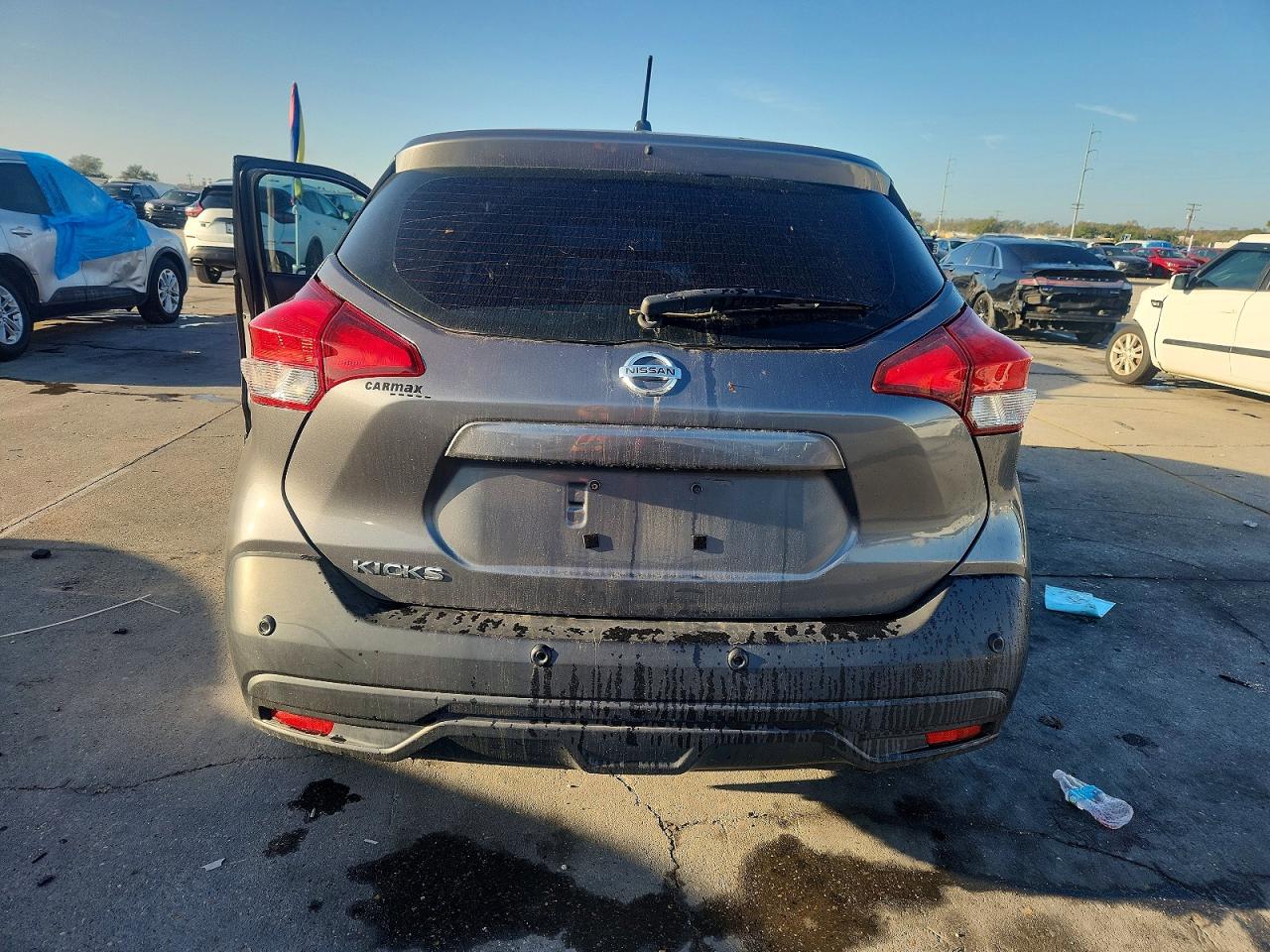 NISSAN KICKS 2020 — 7
