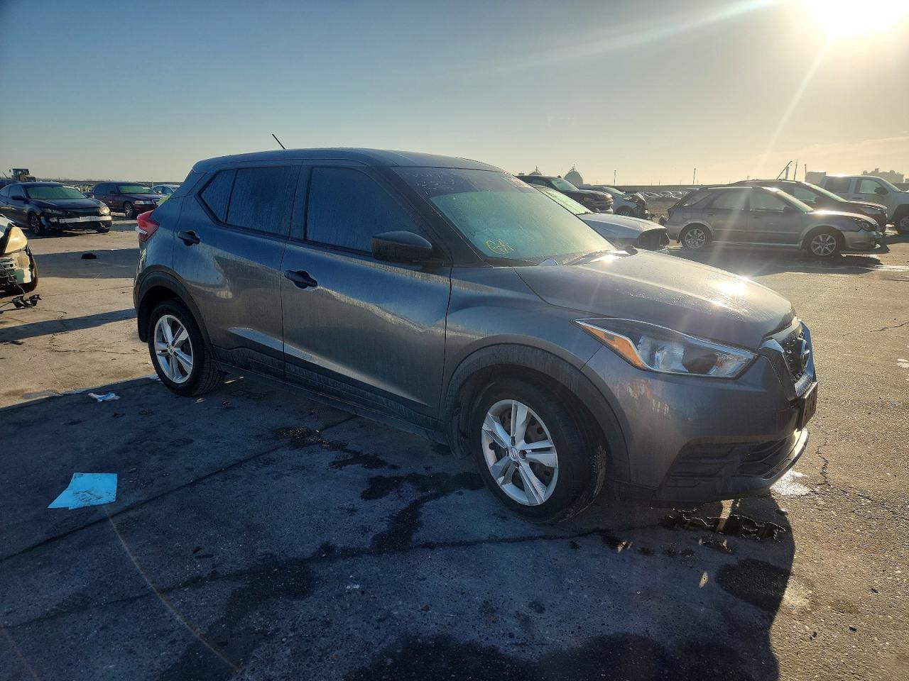 NISSAN KICKS 2020 — 5