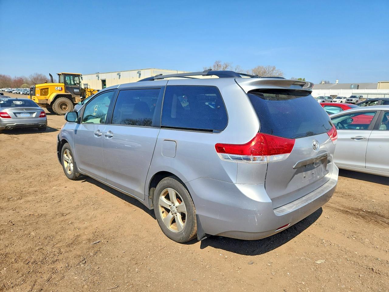 TOYOTA SIENNA 2014 — 3
